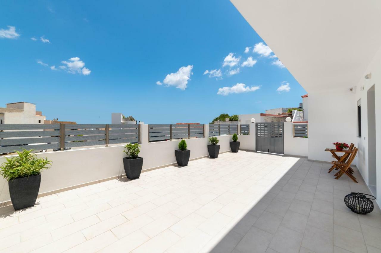 Ble Azzure Apartamento Gennadi Exterior foto