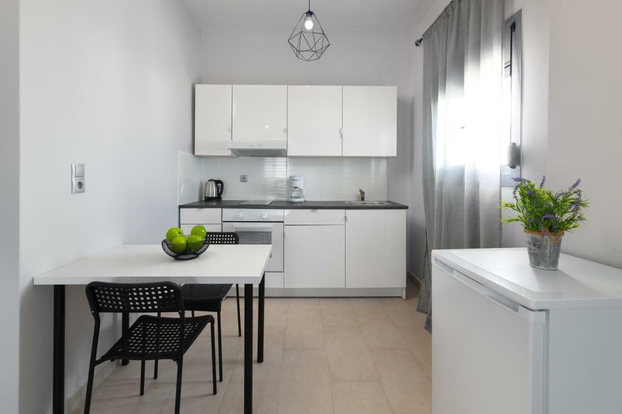Ble Azzure Apartamento Gennadi Exterior foto