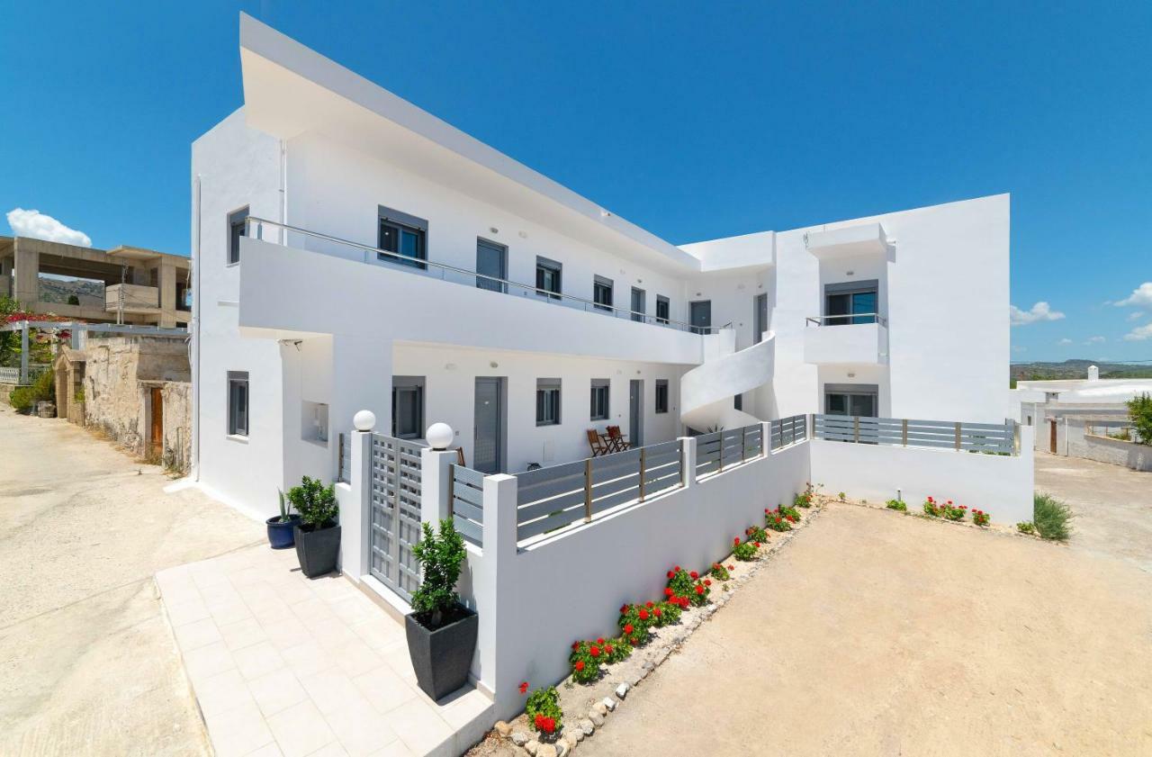 Ble Azzure Apartamento Gennadi Exterior foto